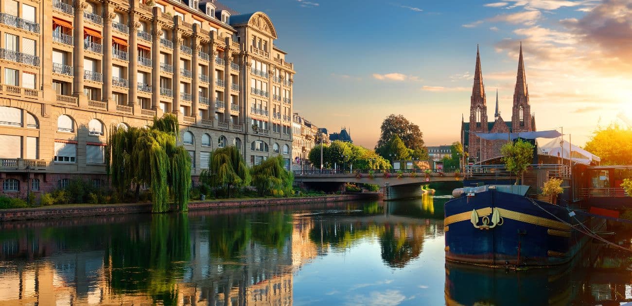 Maisons avec grand jardin à vendre en périphérie de Strasbourg : un havre de paix en Alsace